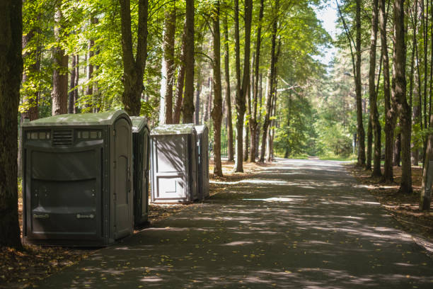 Best Portable restroom trailer rental  in Lincolnwood, IL